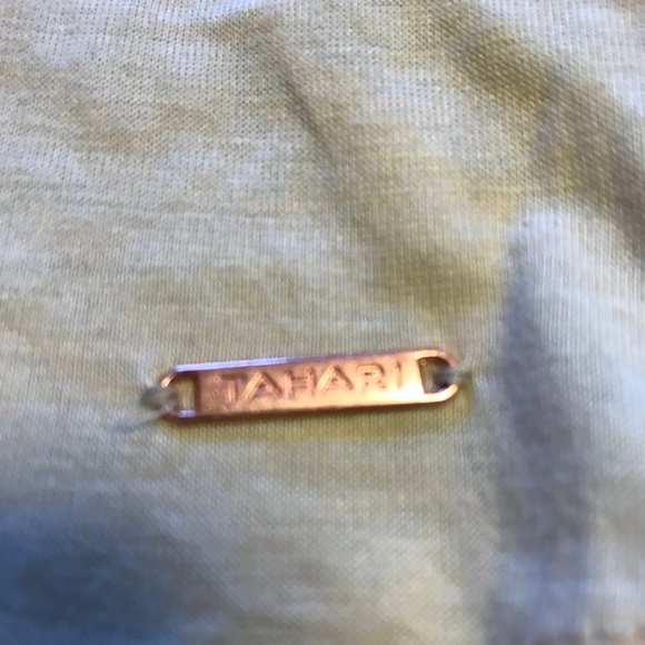 New CHRISTMAS TAHARI long sleeved girls cotton tee Size 3T - Picture 3 of 4